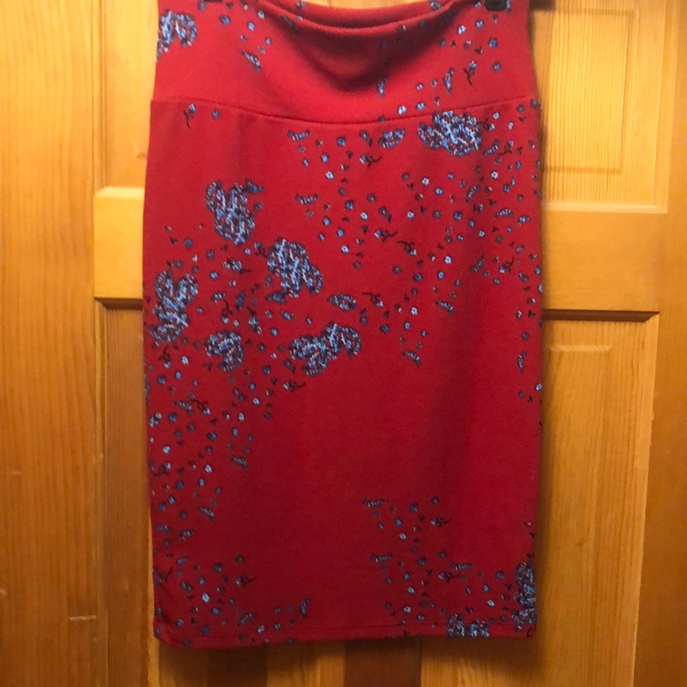 Cassie skirt size S EUC